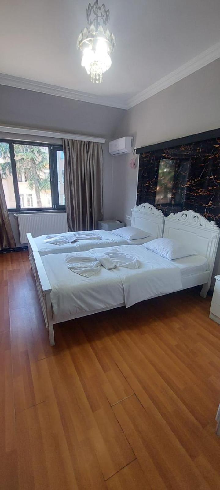 Metrepol Hotel บาทูมิ ภายนอก รูปภาพ