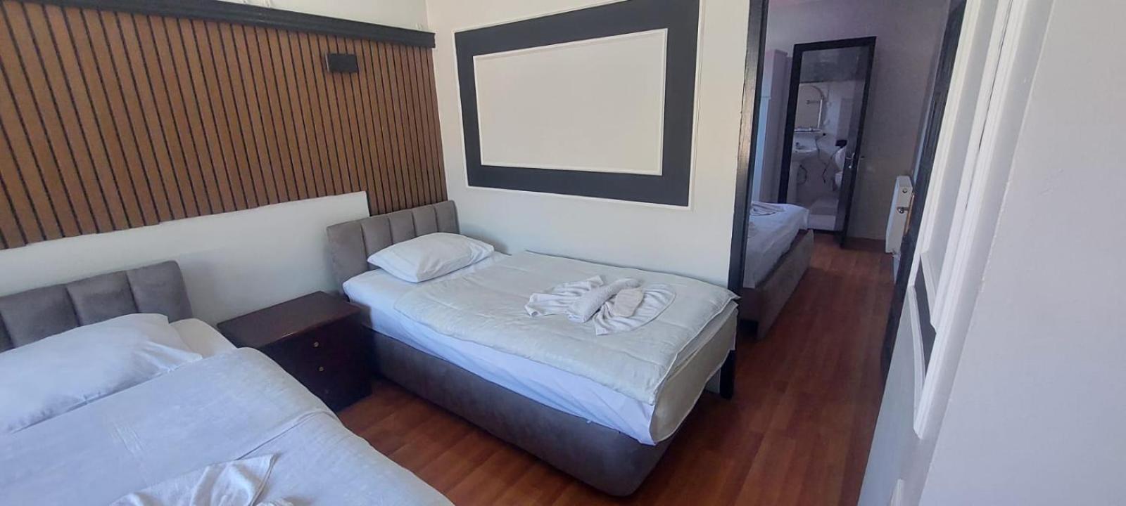 Metrepol Hotel บาทูมิ ภายนอก รูปภาพ