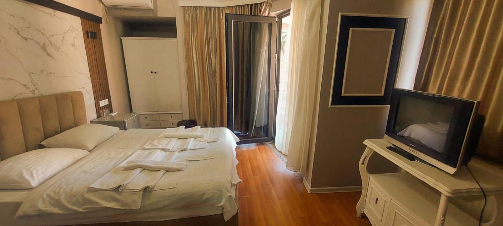 Metrepol Hotel บาทูมิ ภายนอก รูปภาพ